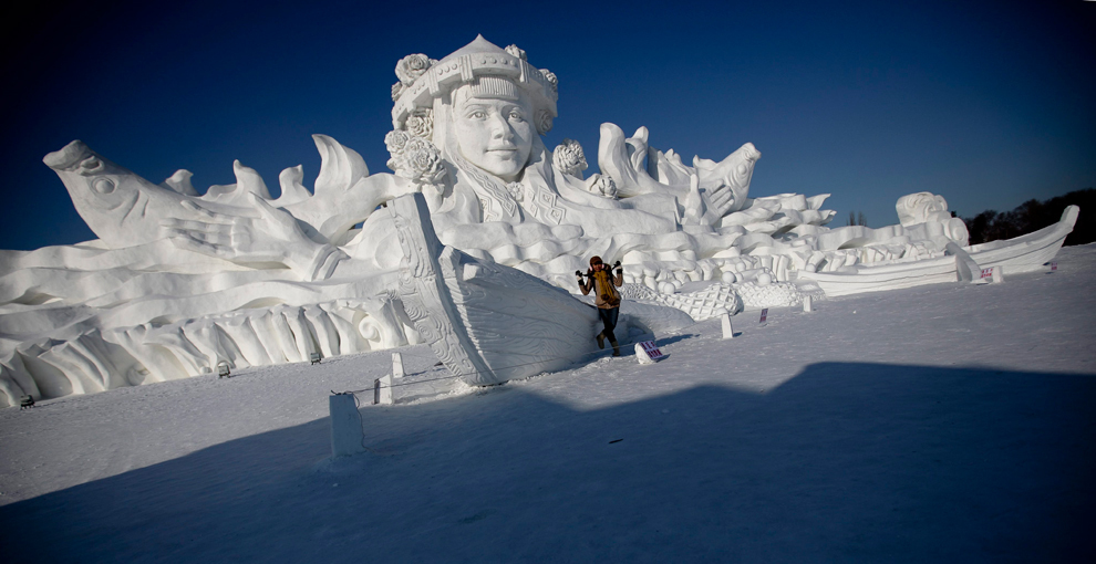Харбинский международный фестиваль снежных и ледяных скульптур 2013