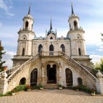 Церковь и усадьба в Быково