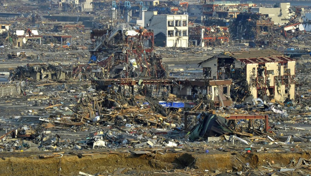 Землетрясение и цунами в Японии 2011\2013
