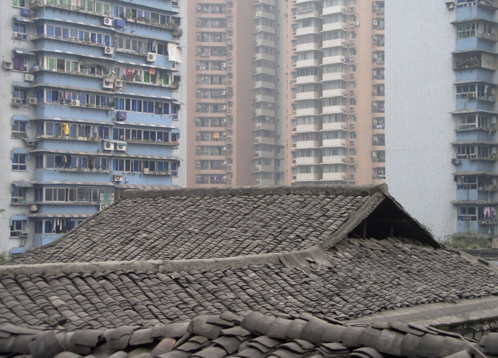 Китайская черепичная крыша