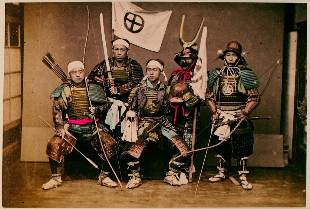 http://fototelegraf.ru/wp-content/uploads/2013/04/samurai-8.jpg