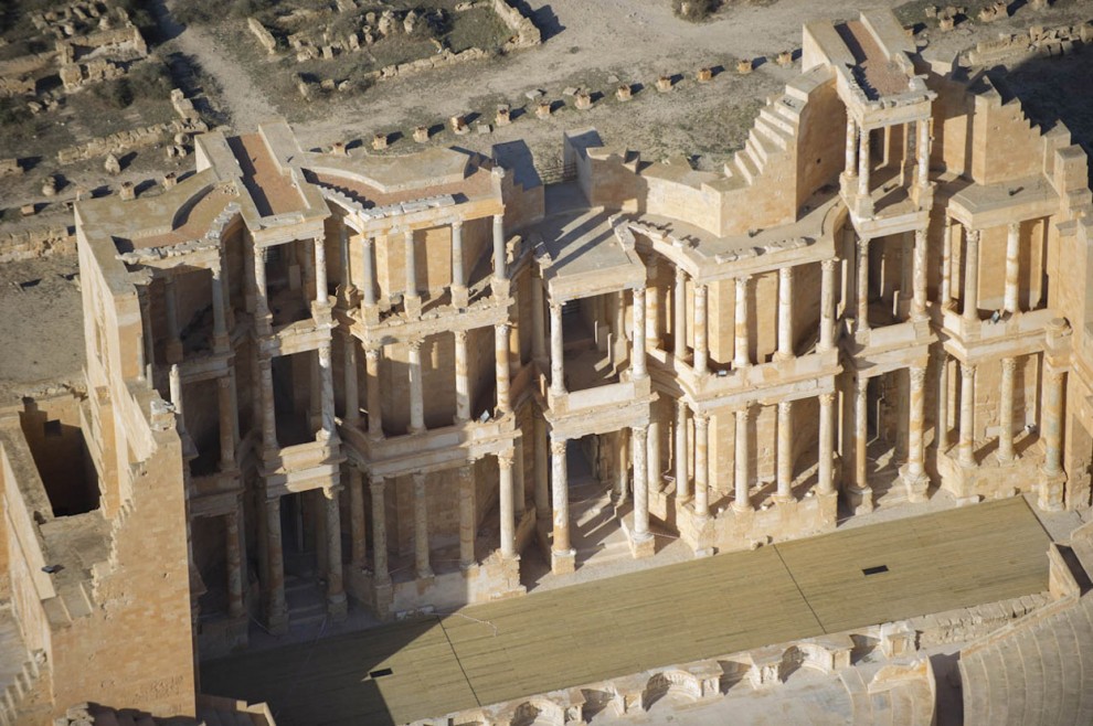 Руины римского театра в Сабрате