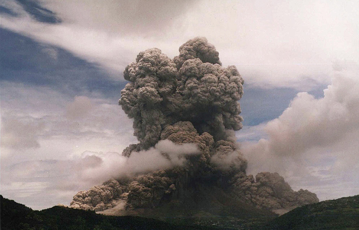 Вулкан Суфриер-Хиллс на острове Монтсеррат