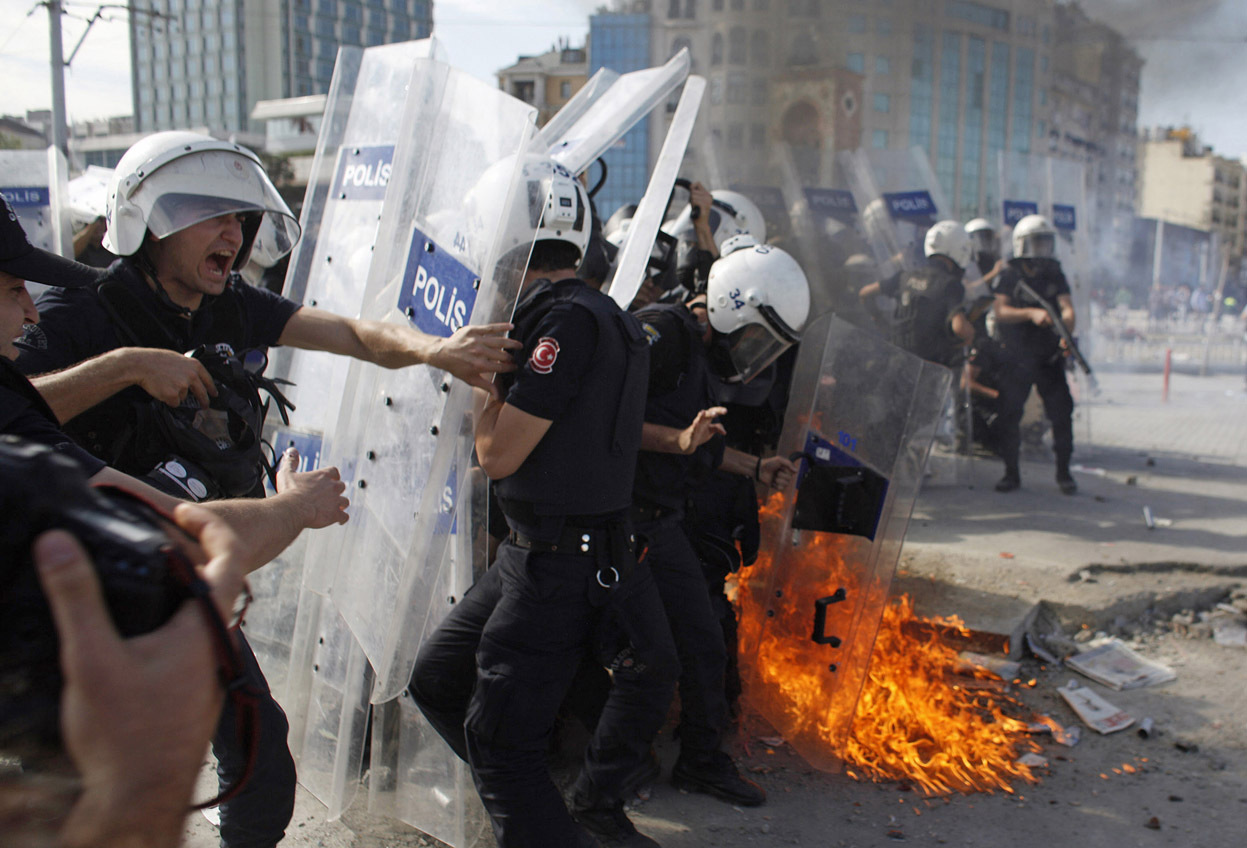 Демонстрации в Турции, июнь 2013
