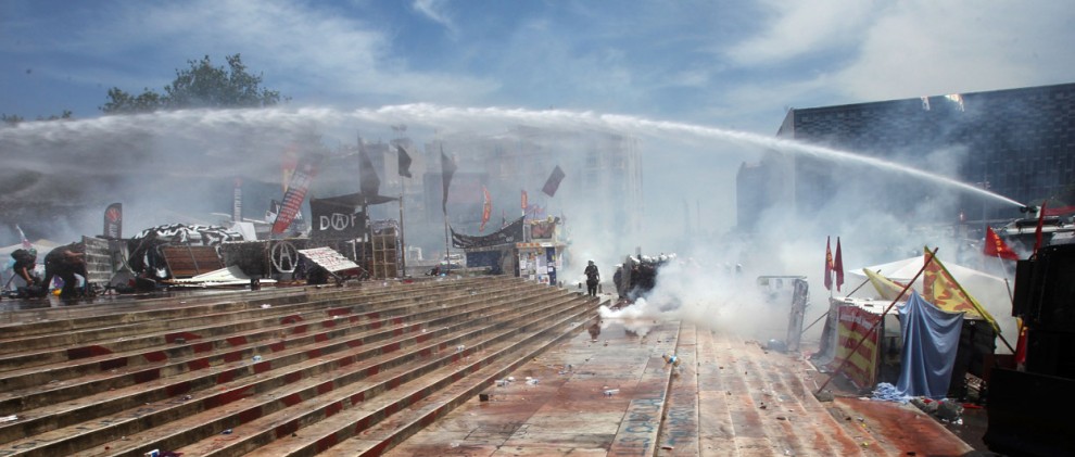 Демонстрации в Турции, июнь 2013