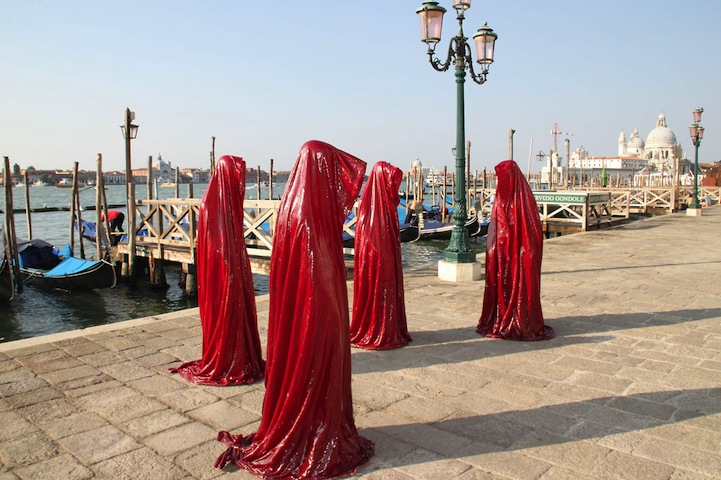 Стражи времени появились в Венеции