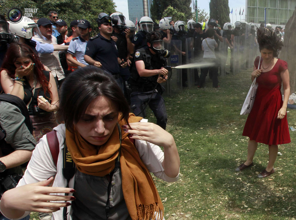 Демонстрации в Стамбуле