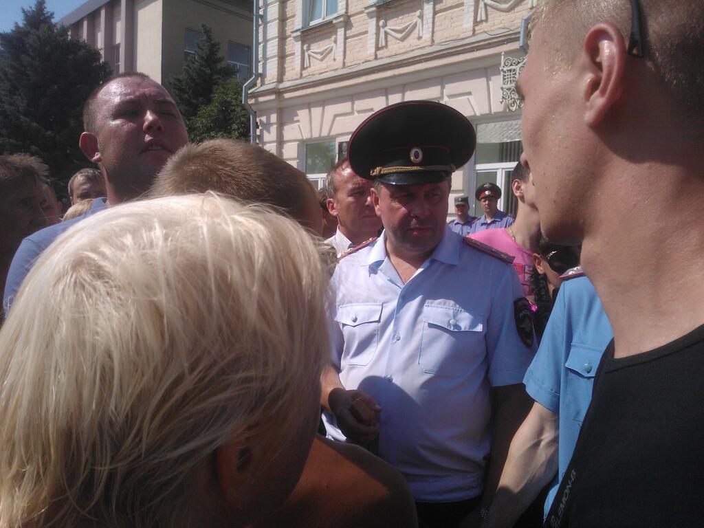 Народный сход в Пугачеве