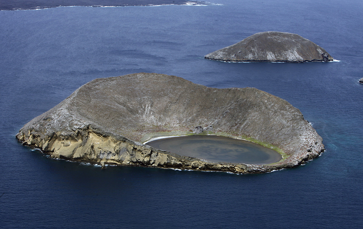 Острова Бейнбридж в составе Галапагосского архипелага