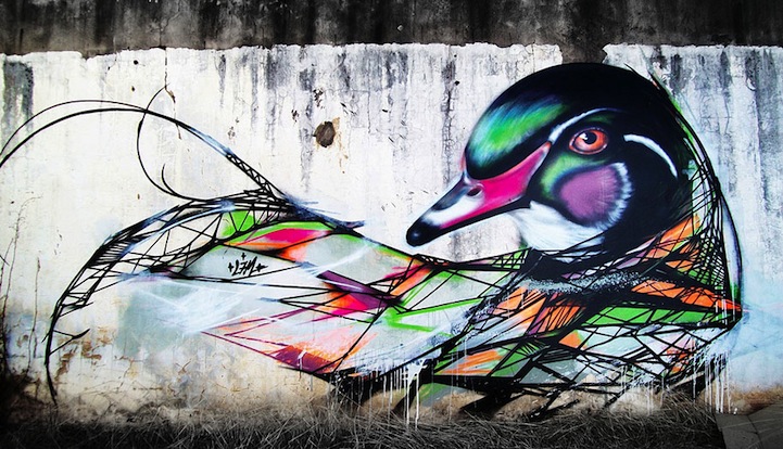 Граффити на улицах Бразилии от художника Luis Seven Martins