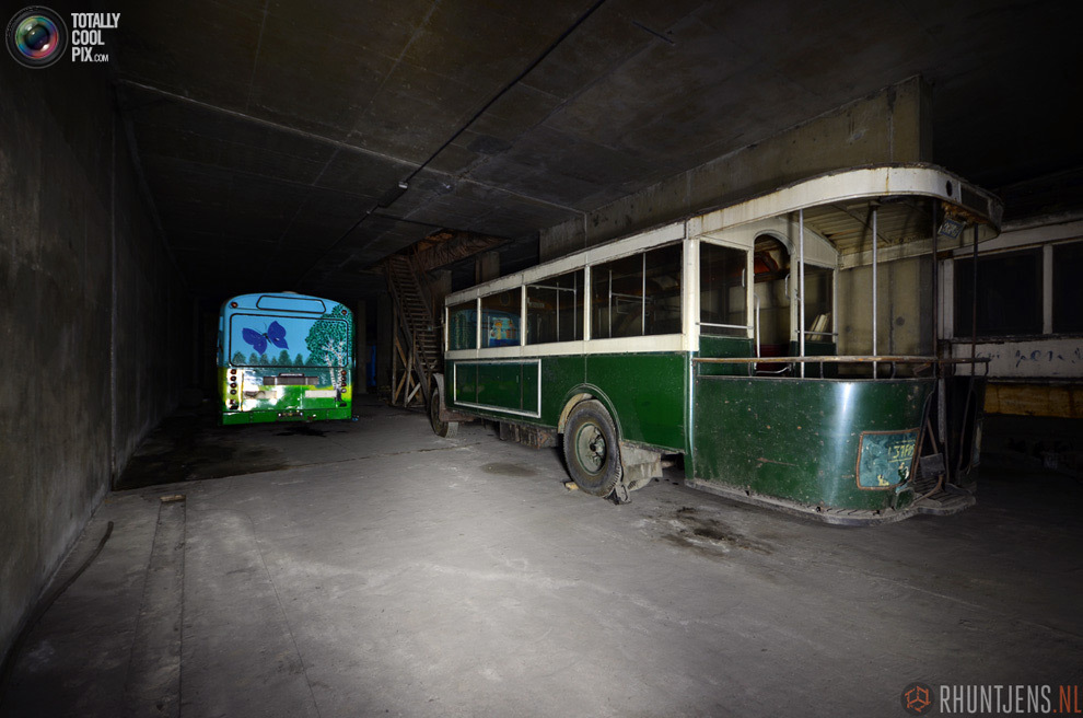 Старый общественный транспорт