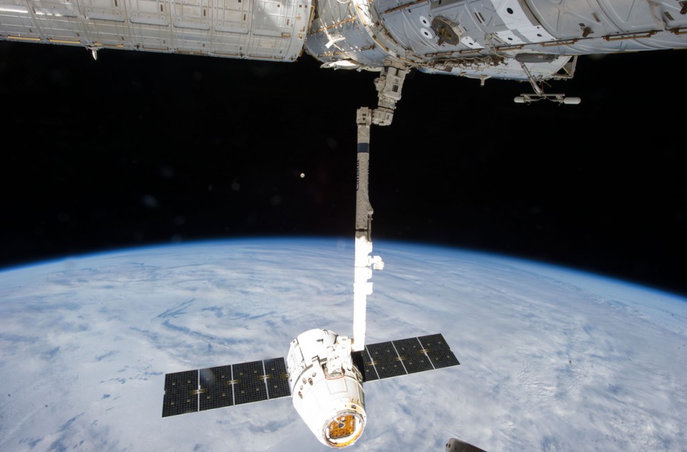 Космический корабль Dragon-2 SpaceX
