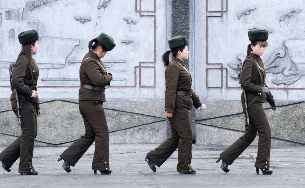 Северокорейские военнослужащие