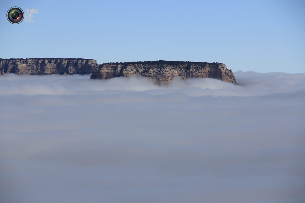 Необычайно густой туман в Гранд-Каньоне