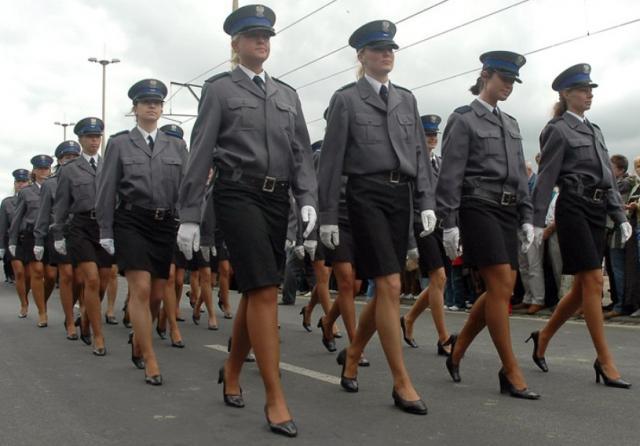 девушки в армии