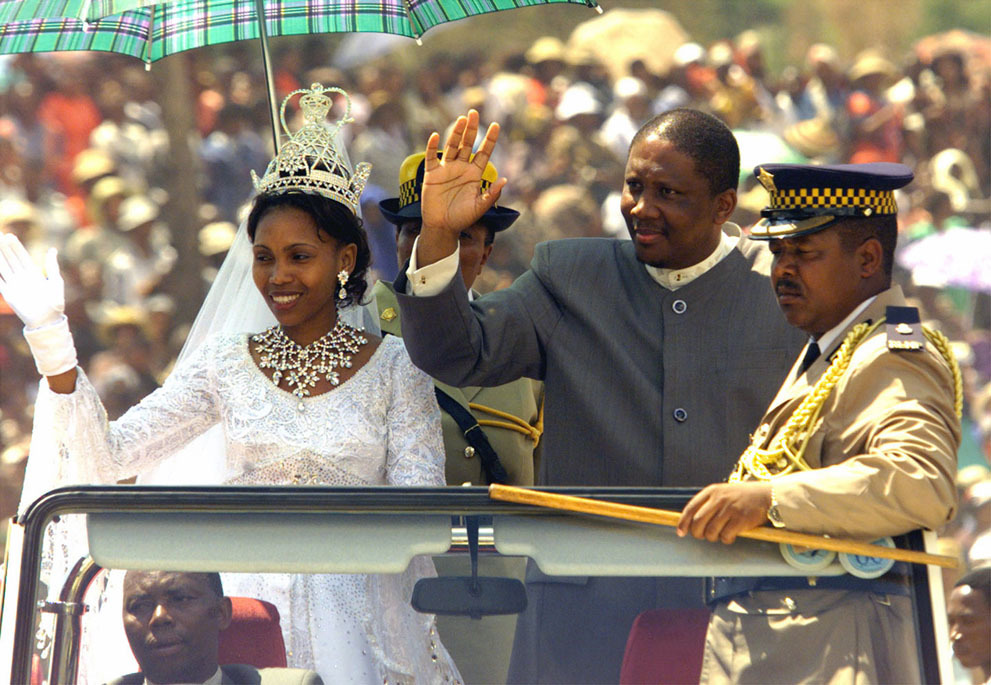 Король Лесото Летсие III