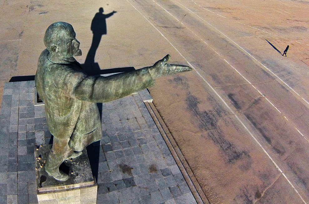 Памятник Ленину 