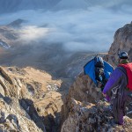 Красивый бейсджампинг в горах Ингушетии