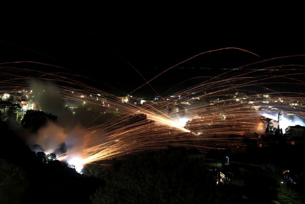 Ракетная битва в городке Вронтадос