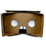 Шлем виртуальной реальности из смартфона и картонной коробки