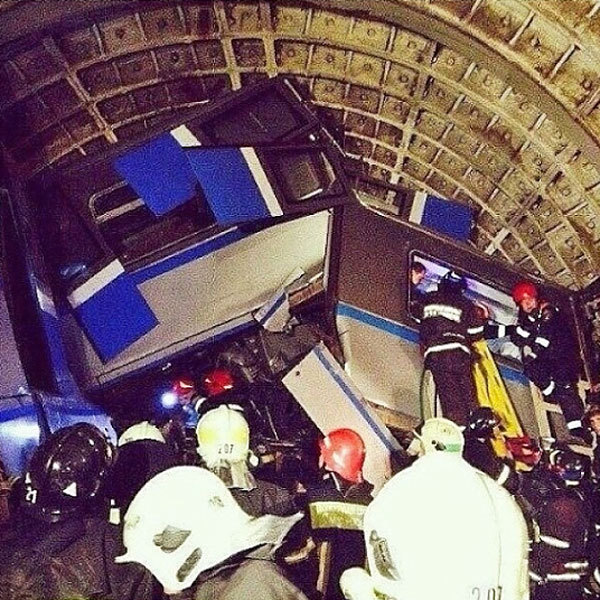 Авария в метро