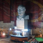 Памятники Ленину во всём мире