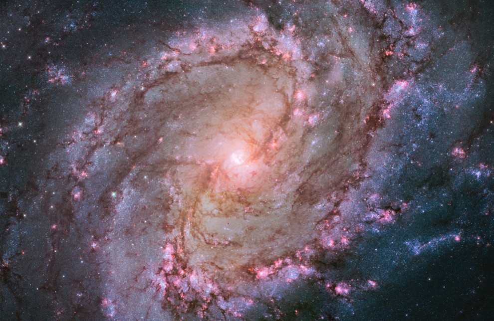 Спиральная галактика М83
