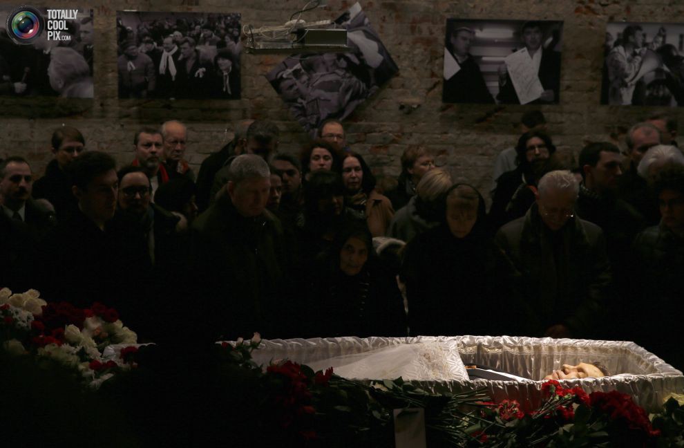 Похороны Немцова