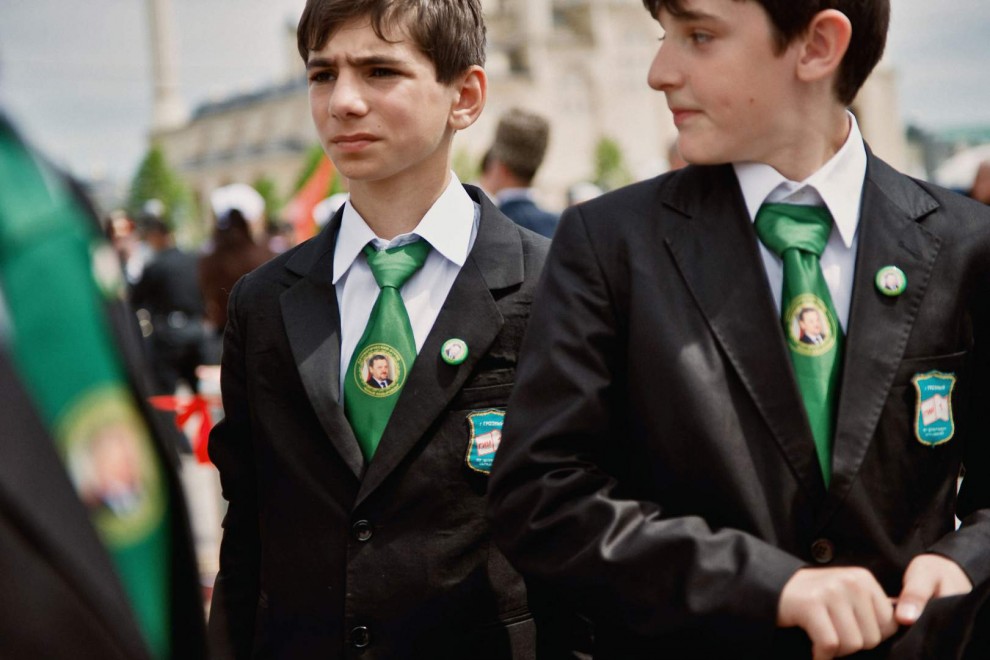 Чеченские школьники 