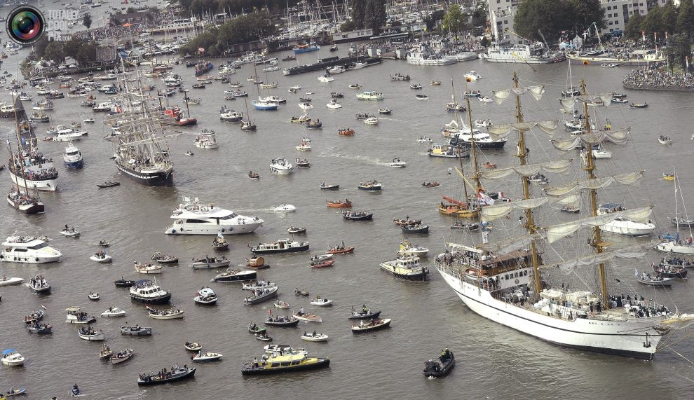 Парад кораблей в Амстердаме подходит к концу