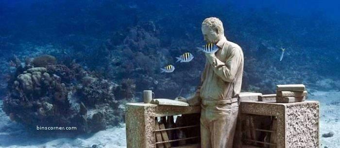 Подводные скульптуры в Мексике