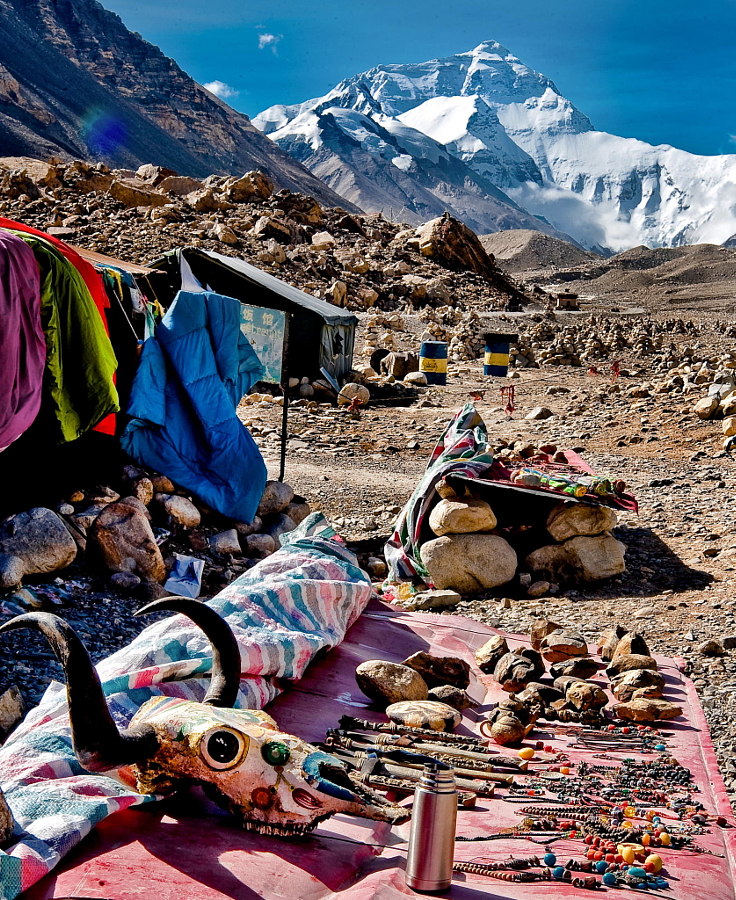 Эверест: 15 величественных фотографий самой высокой горы на Земле