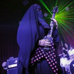 Heavy Metal от мусульманской женщины