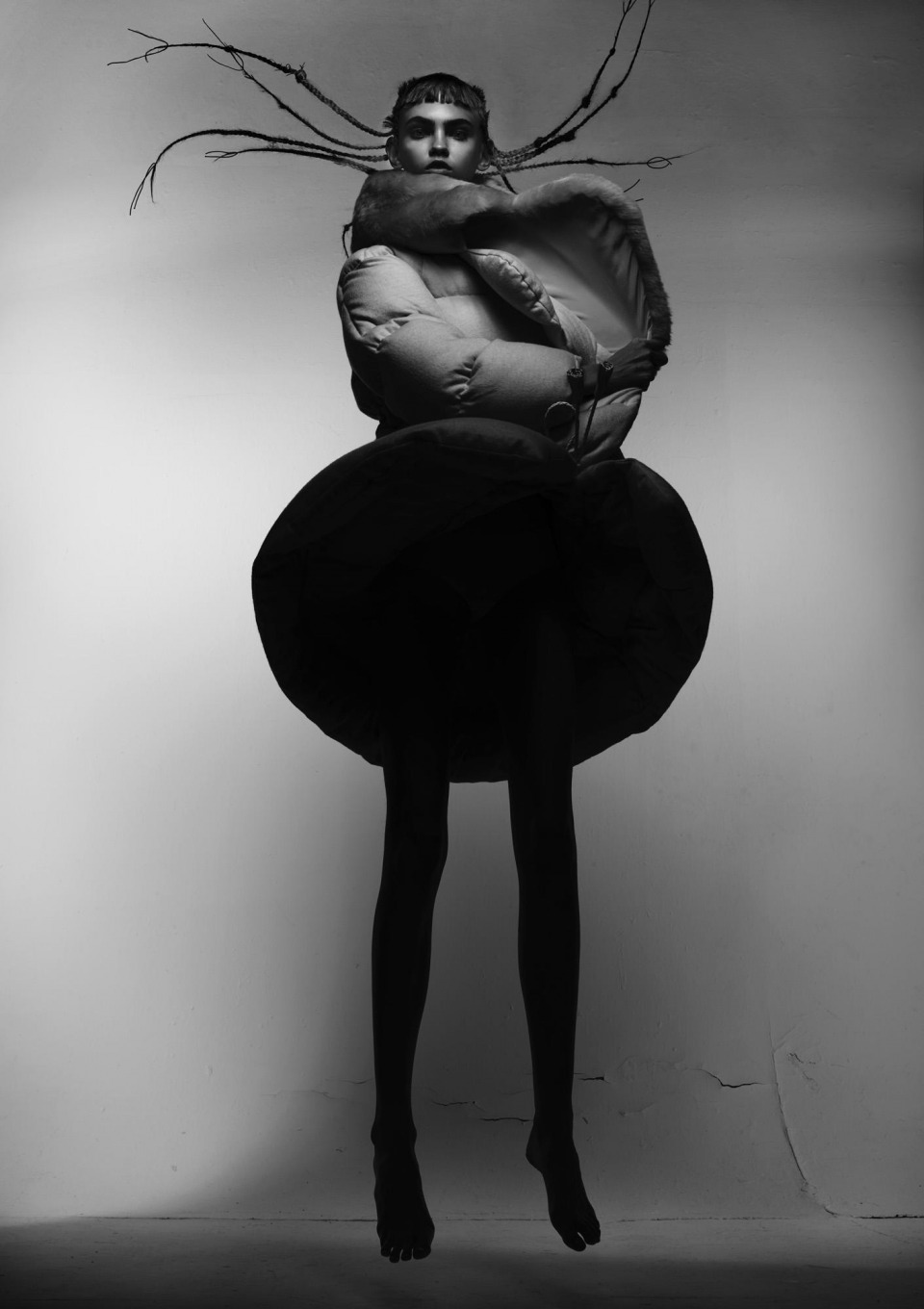 Молли Баир в фотосессии для осеннего выпуска «V Magazine»