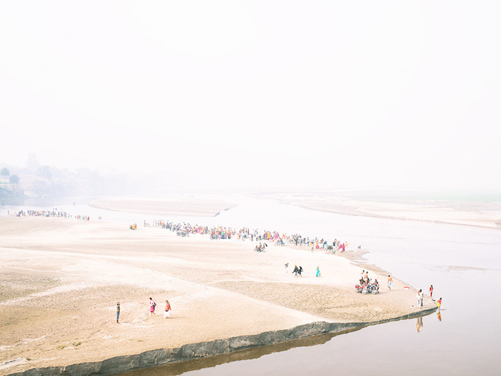 Атмосферные фотографии священной реки Ганг