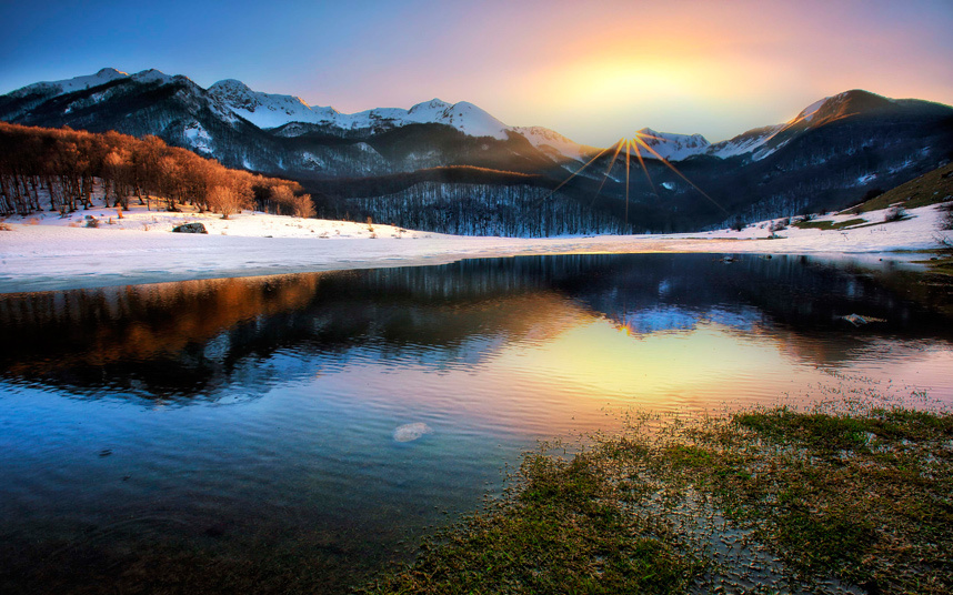 Потрясающие фотографии европейских гор и озер 