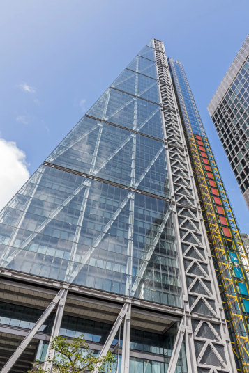 Здание Лиденхолла в Лондоне: "терка для сыра" или архитектурный шедевр