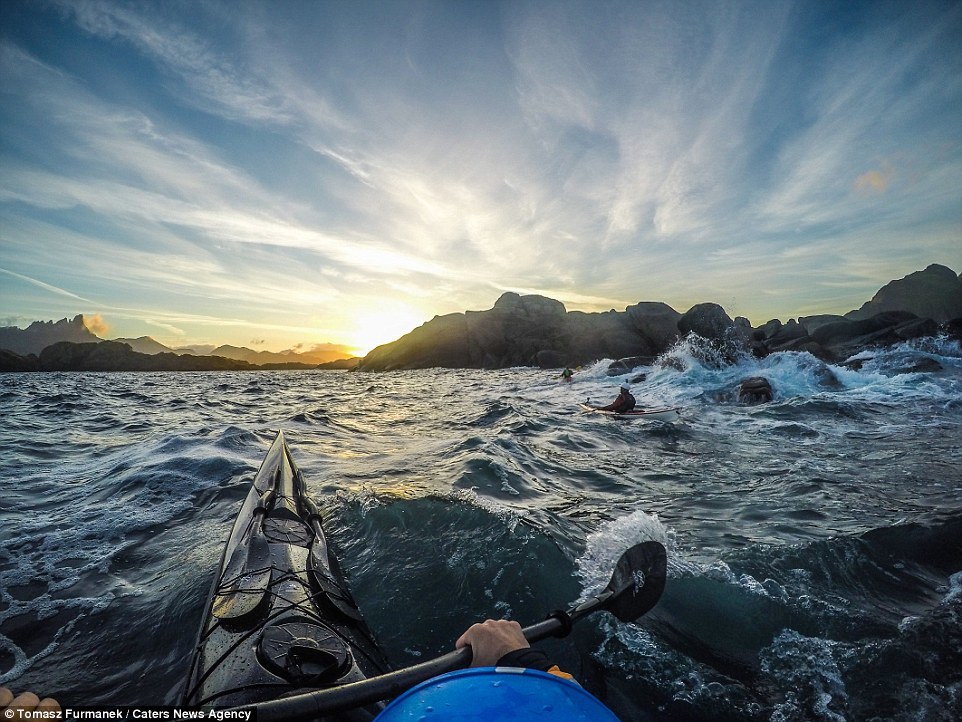 Потрясающие снимки норвежских фьордов от путешественника на байдарке