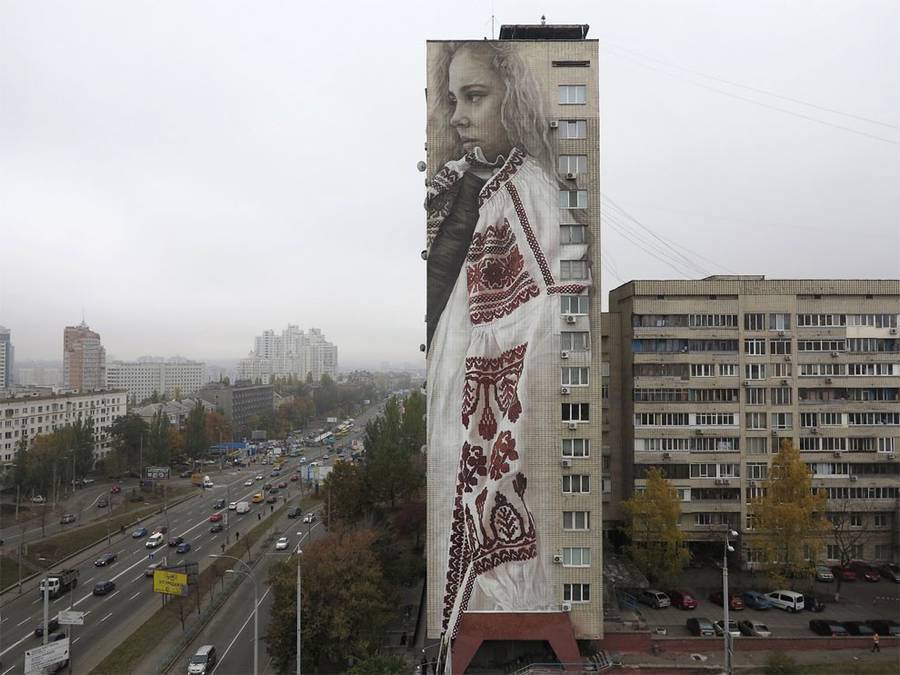 Потрясающий стрит-арт на улицах Киева 