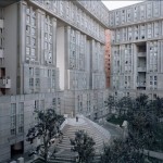 Пригороды Парижа, напоминающие картины из фильма “Голодные игры”
