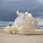 Тео Янсен: человек,который создает скульптуры, управляемые ветром