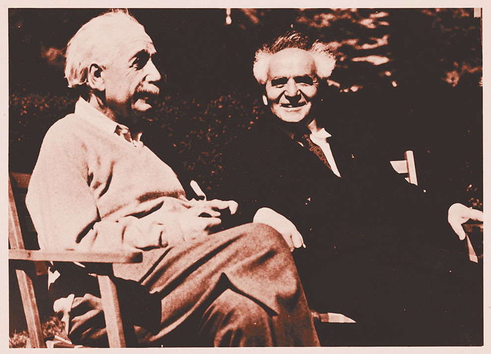 Чем жил Альберт Эйнштейн: 14 редких фотографий гениального ученого