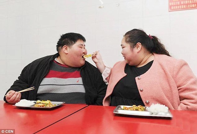 Самая крупная пара Китая хочет сбросить вес, чтобы завести ребенка