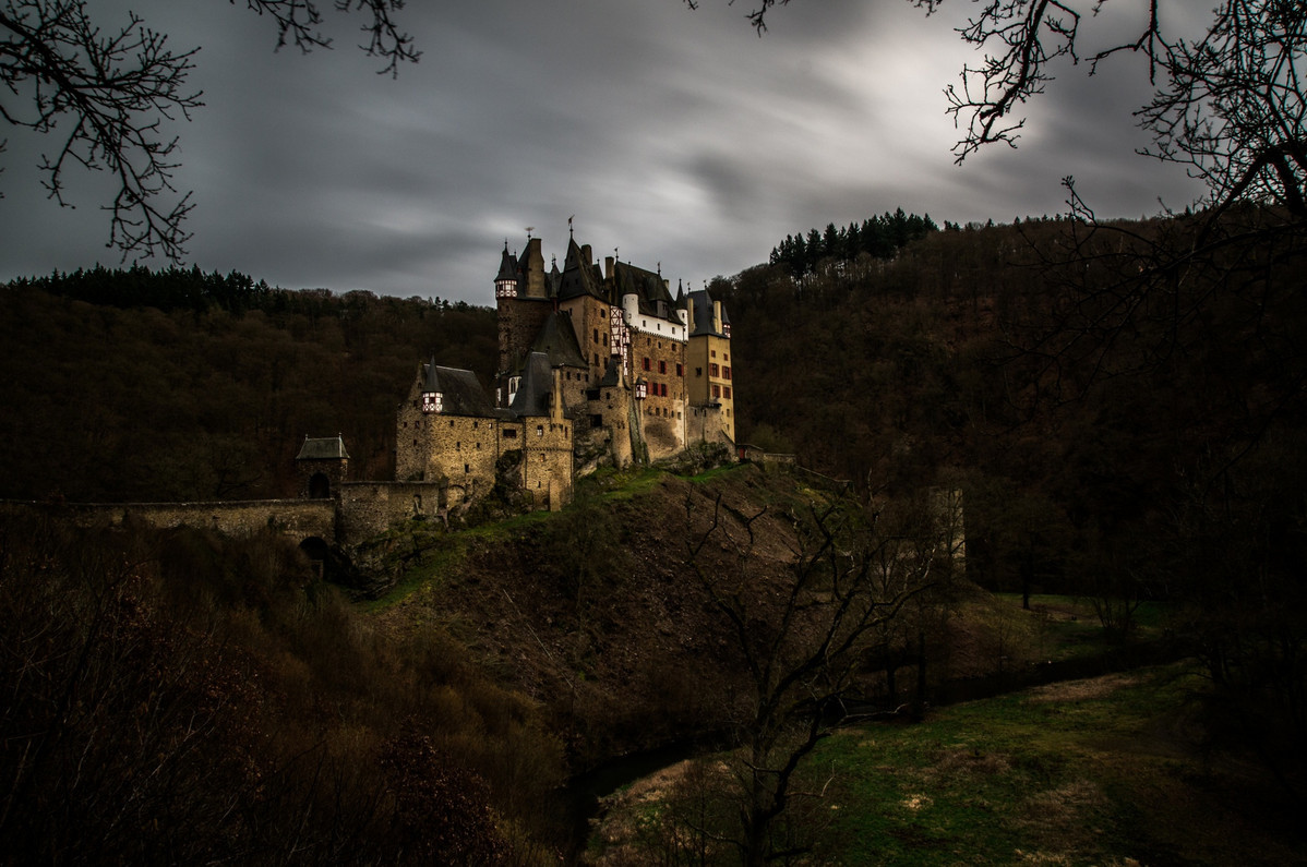 Замок Эльц: уцелевший сквозь века