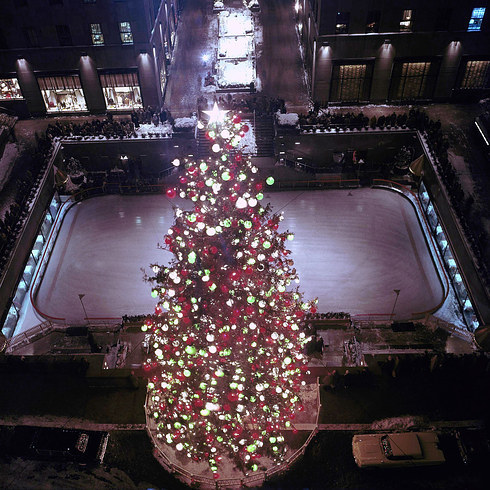 Рождественские деревья в Rockefeller Center сквозь года
