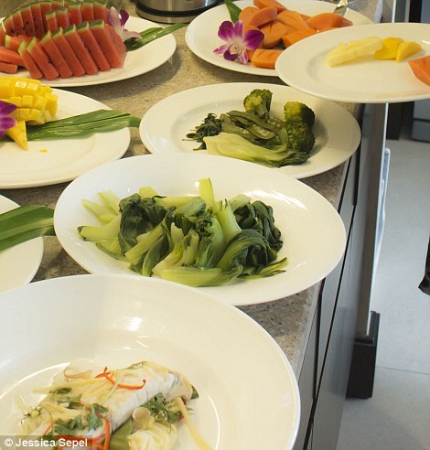 Невеста-диетолог 4 дня кормила 170 гостей свадьбы исключительно здоровой пищей 
