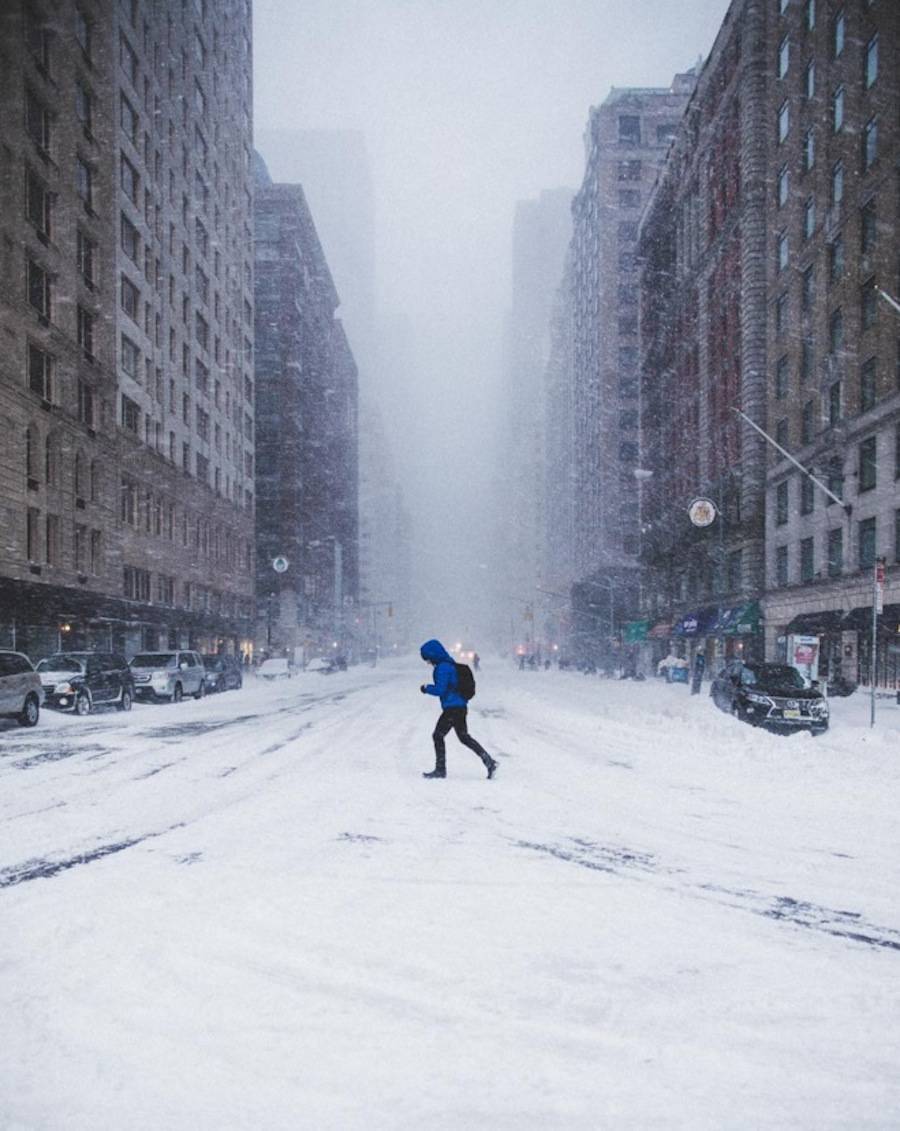 Впечатляющие фотографии Нью-Йорка во время снежного шторма "Джонас"