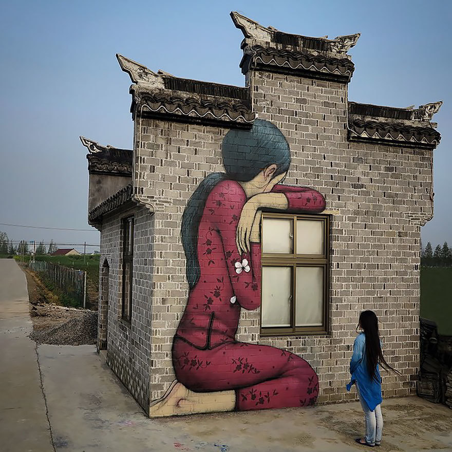 Французский уличный художник превращает скучные здания по всему миру в произведения искусства