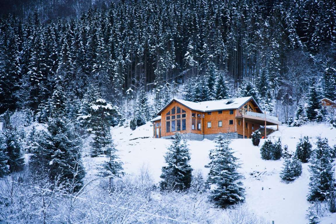 10 домов, идеально подходящих для холодной зимы