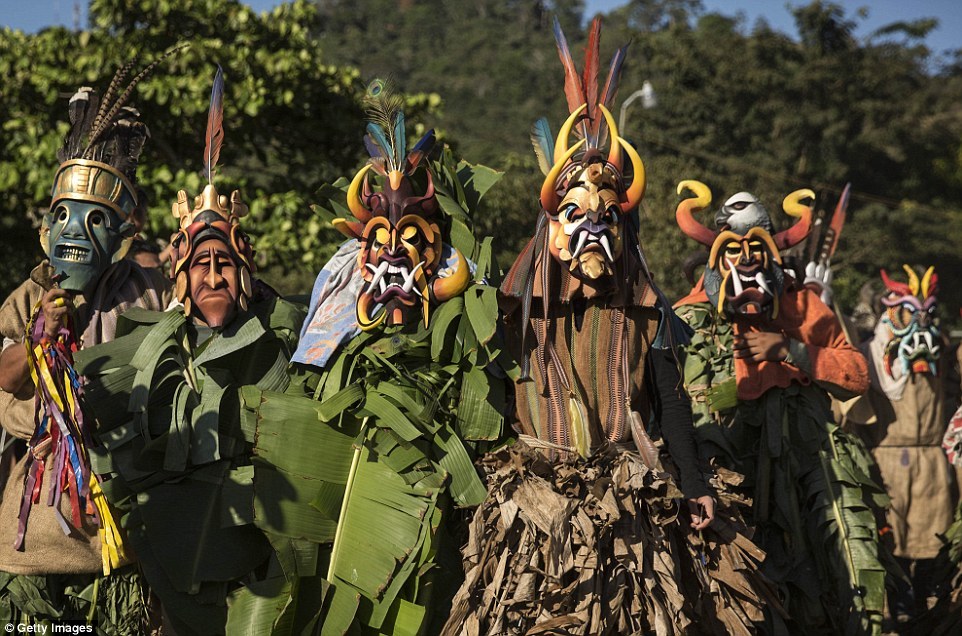 Маски индейцев Коста-Рики